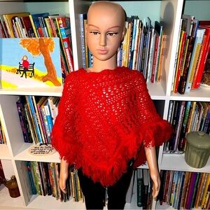 GIRL’S red, knit 🧶 poncho, perfect for Holiday photos and celebrations